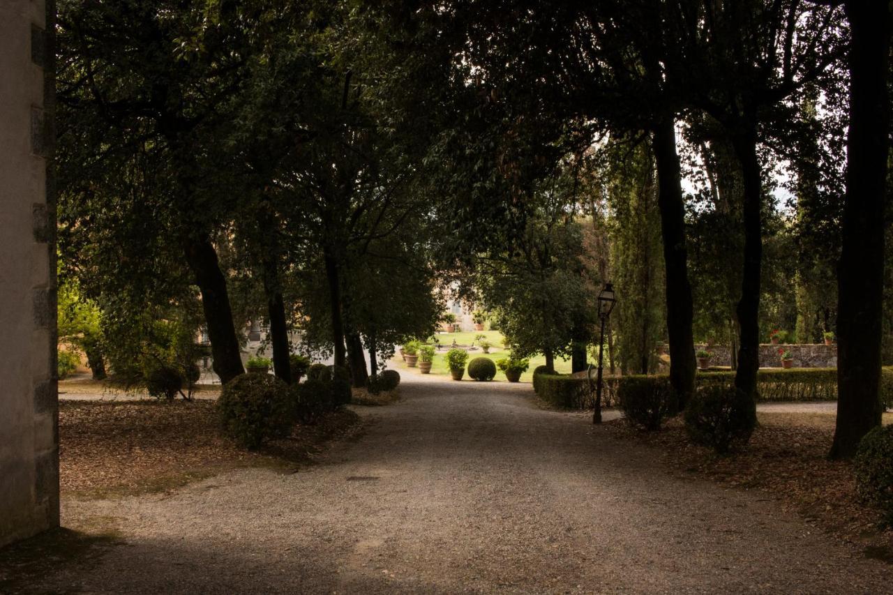 ルッカLa Finestra Sul Parcoアパートメント エクステリア 写真